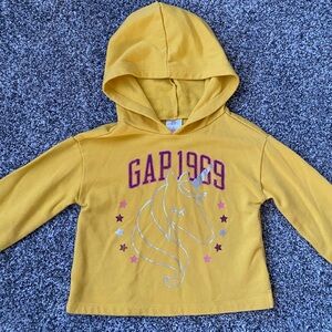 Gap Girls Yellow Hoodie with Unicorn, Size 5T
